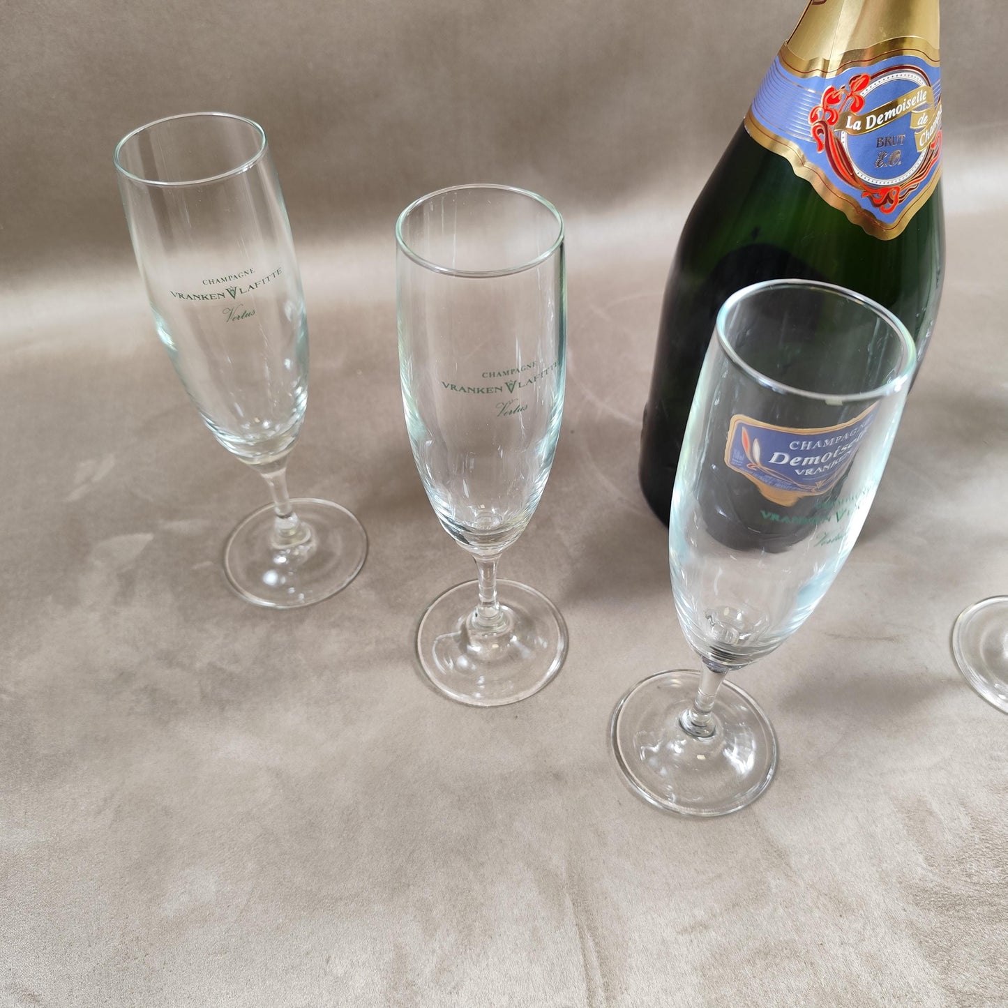 Lot de 6 flutes à champagne Vranken-Lafitte en verre vintage Made in France 1970