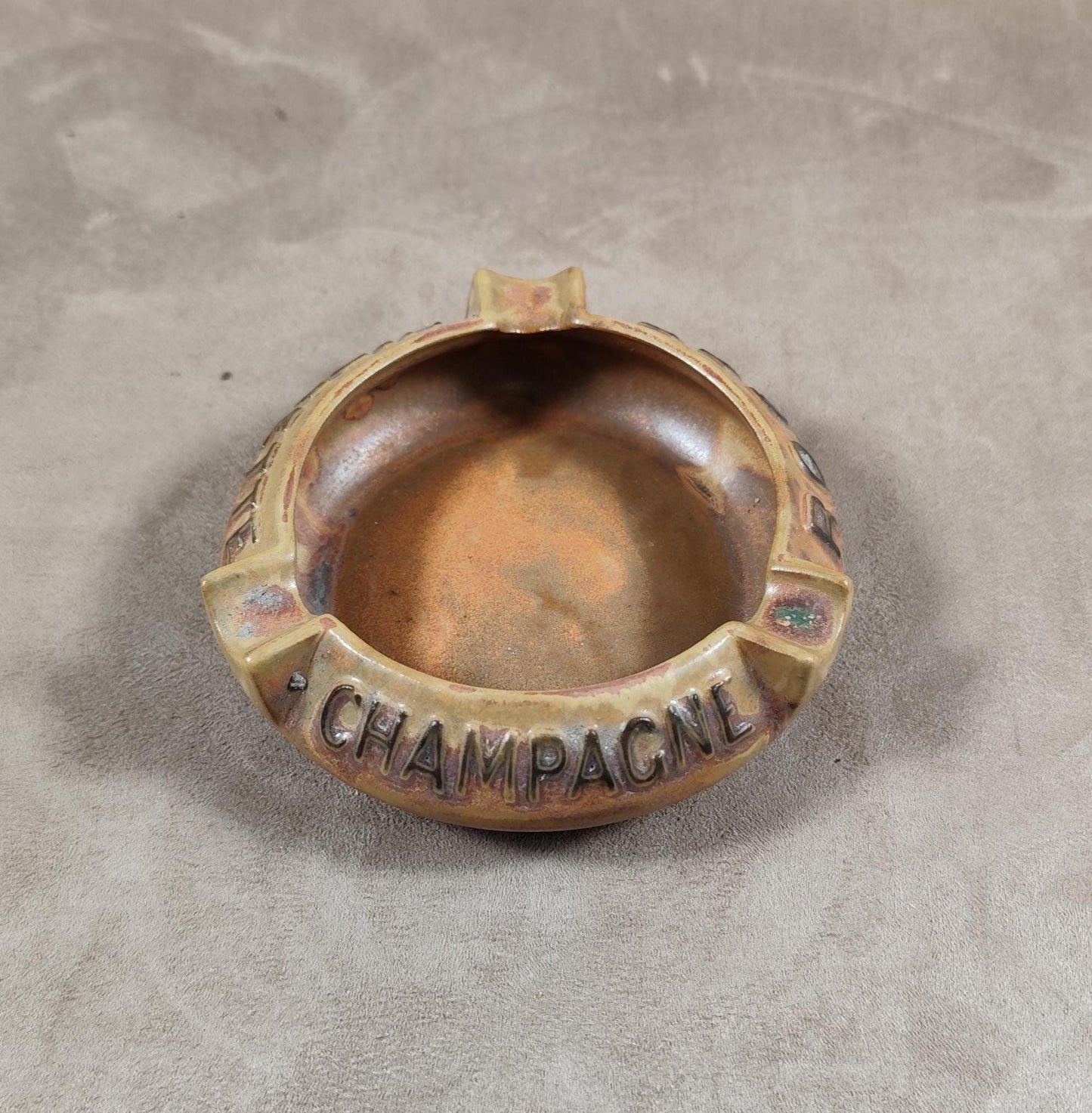 Cendrier Publicitaire Champagne Roger Hissette en faience Made in France Vintage 1970