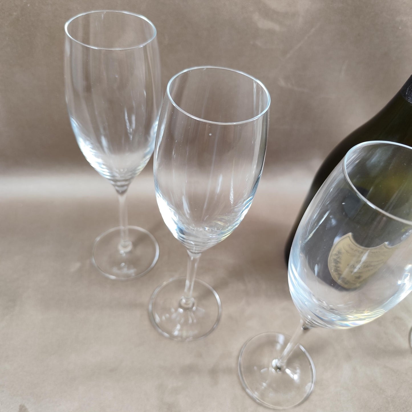 VERY RARE 6 magnifiques flutes en cristal Champagne Dom Perignon vintage