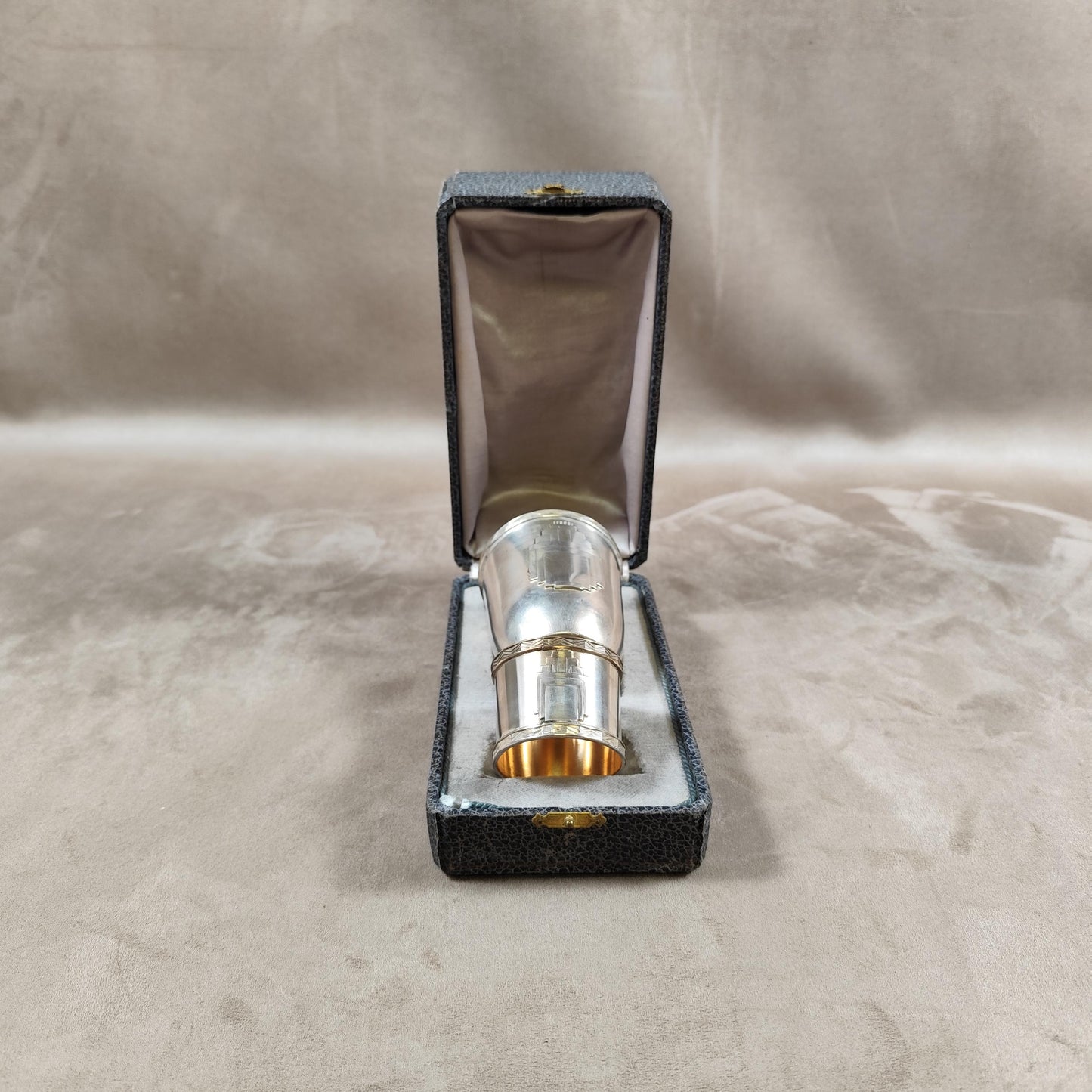 Ecrin Timbale de baptêmes et rond de serviette en métal argenté Art DécoPoinçon d'orfèvre Made in France Vintage 1900