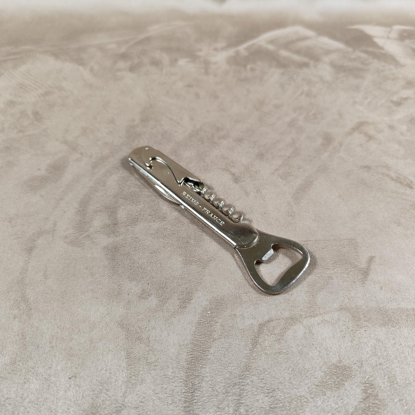 Décapsuleur, Tire-bouchon Champagne Pommery en métal Made in France Vintage 1970