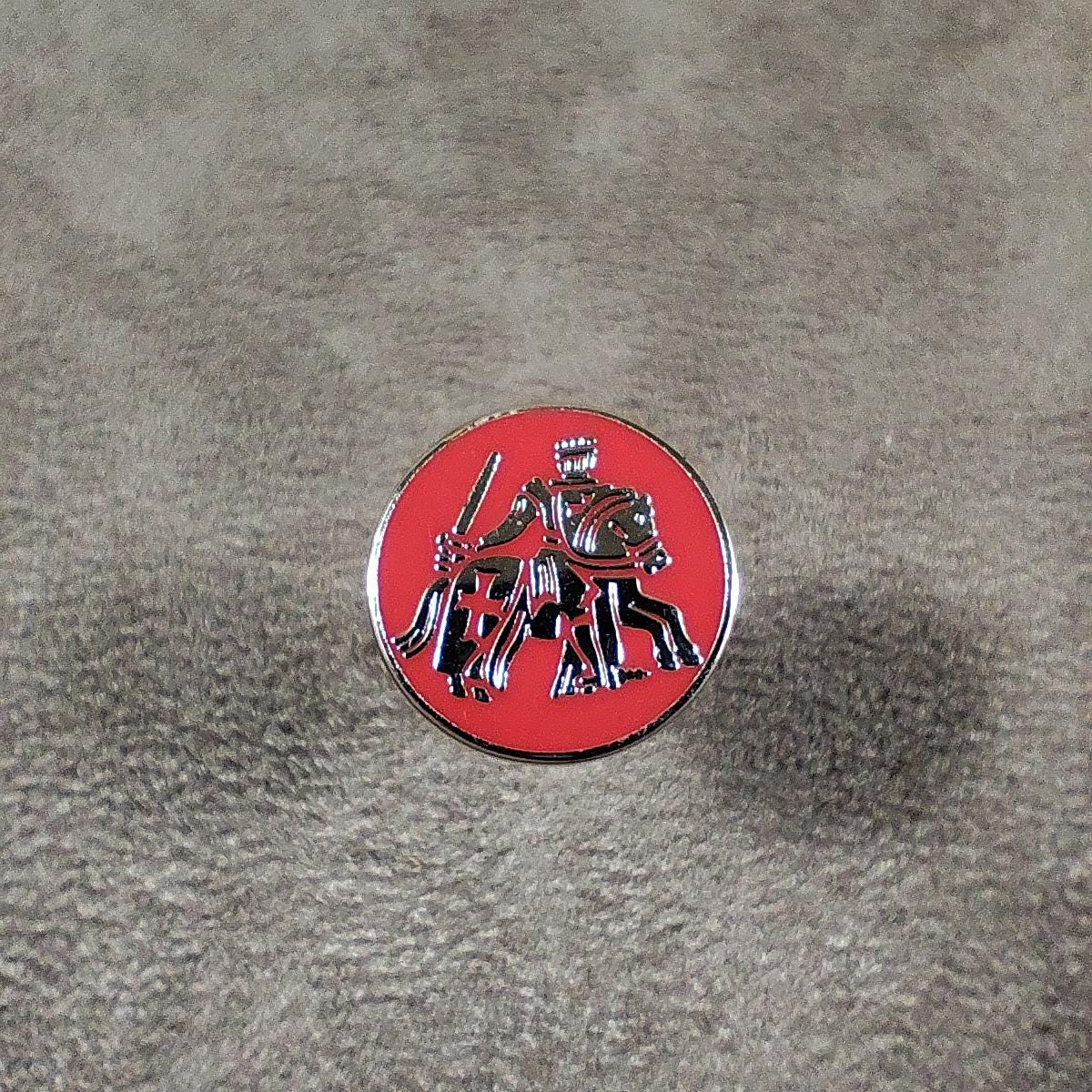 Paire de Bouton de manchette Taittinger en acier Made in France