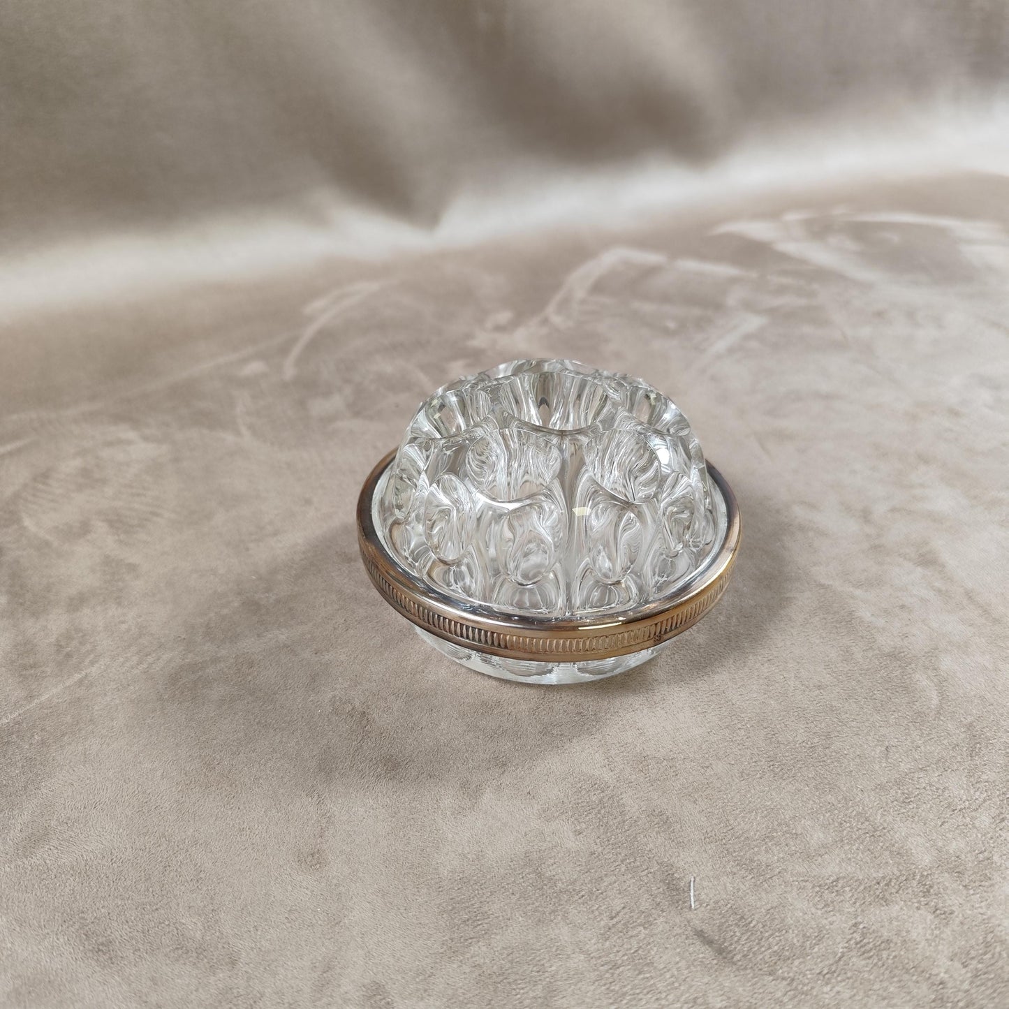 Pique-fleurs en verre et métal argenté Poinçon d'orfèvre Made in France Vintage 1970