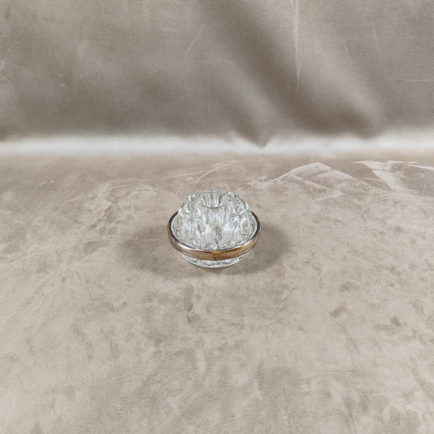 Pique-fleurs en verre et métal argenté Poinçon d'orfèvre Made in France Vintage 1970