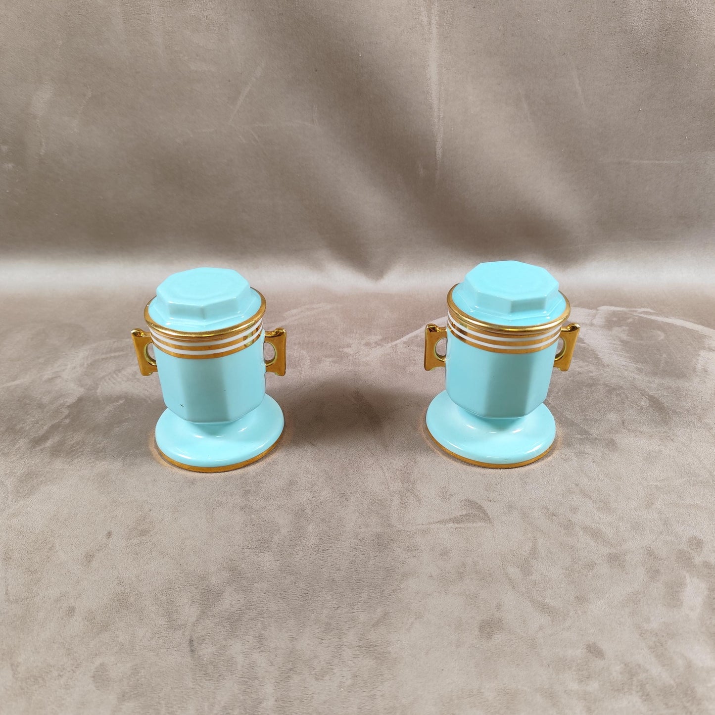 Lot de 2 filtres à Thé en porcelaine par Aluminite Made in France Vintage 1970