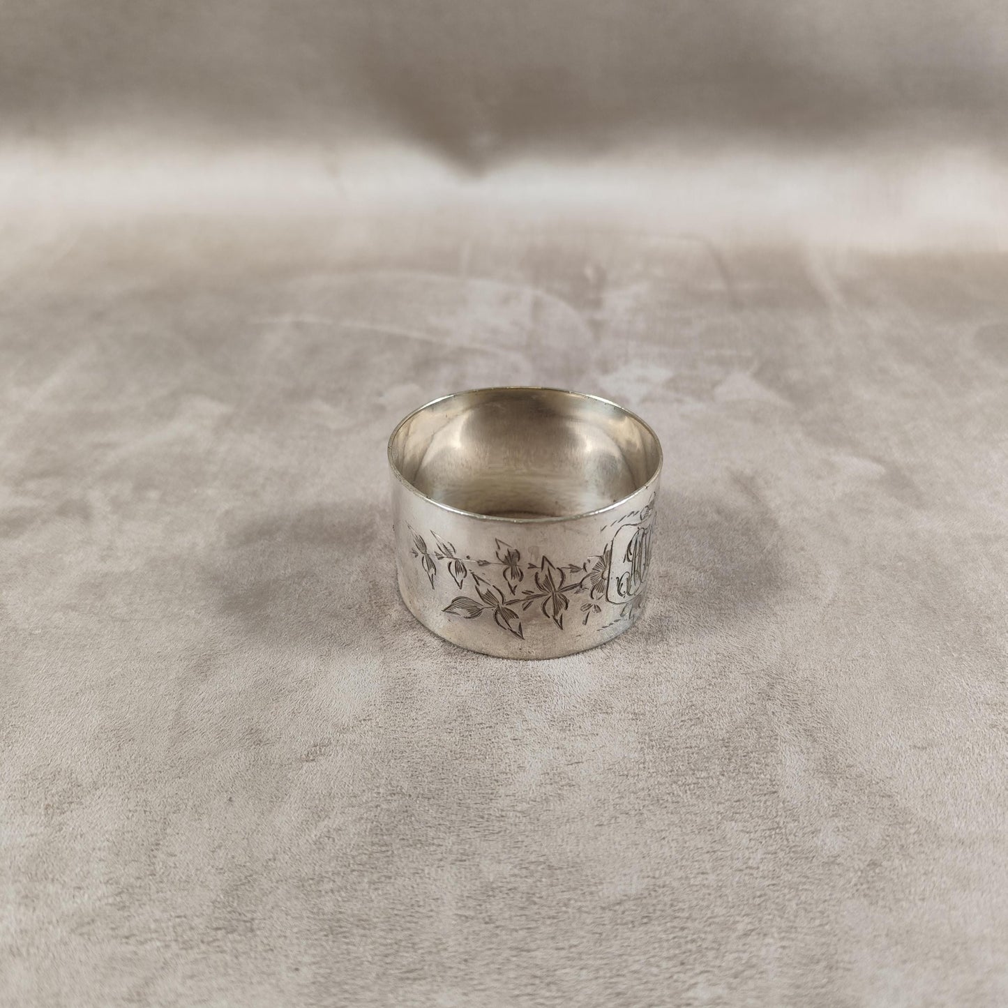 Rond de Serviette en Métal Argenté Poinçon d'orfèvre Cailar Bayard Made in France Vintage 1900