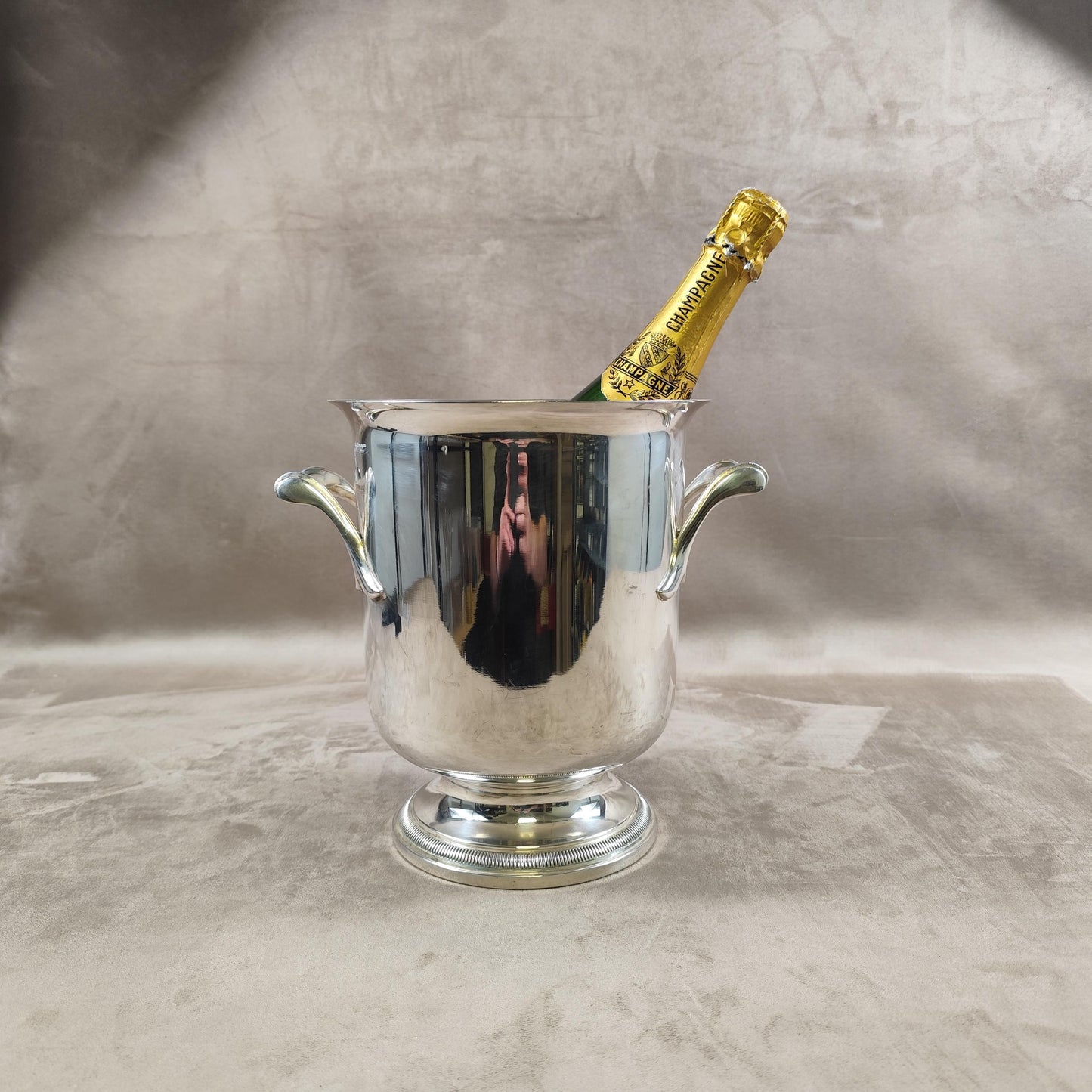 Magnifique seau à champagne en métal argenté Made in France Années 1970