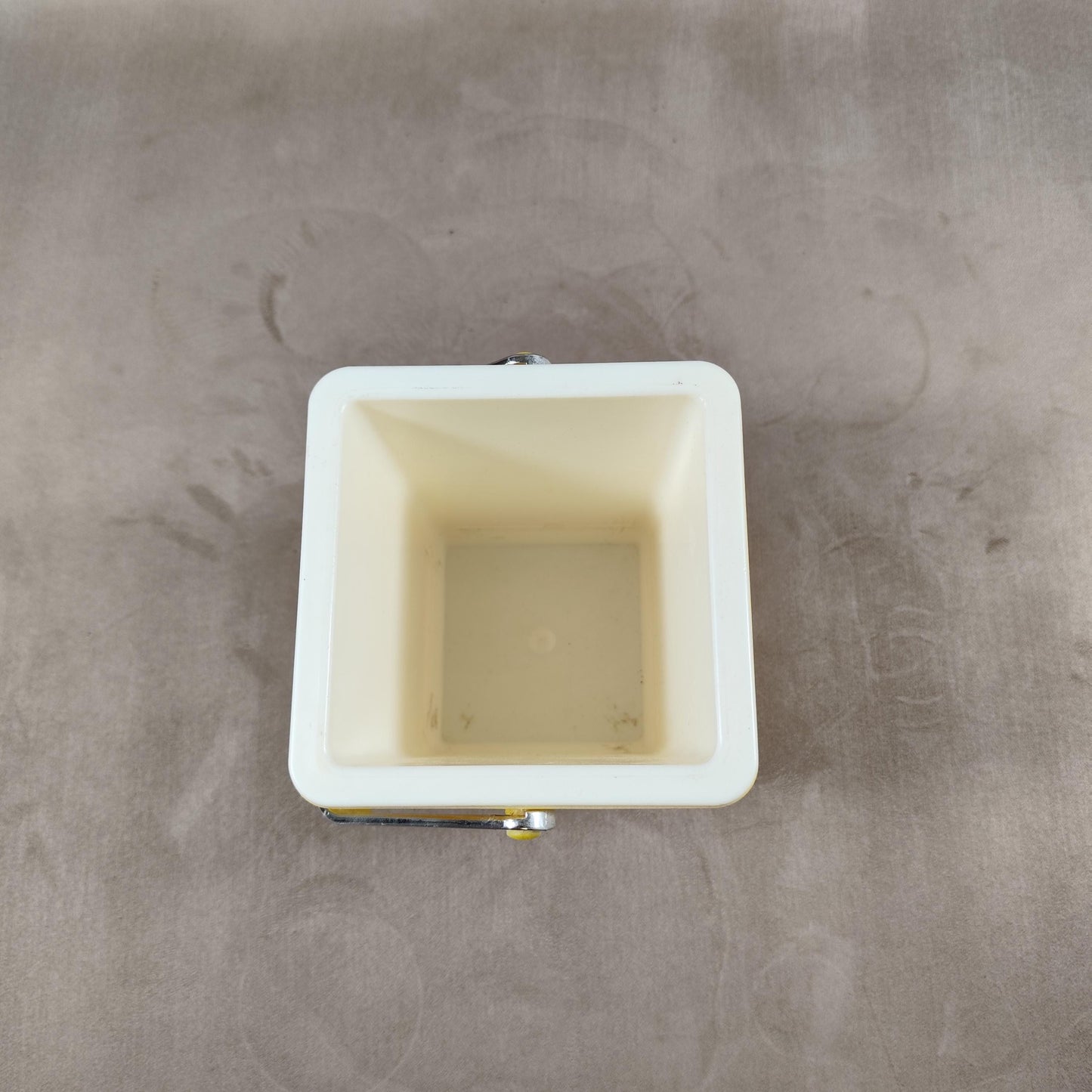 RARE Seau à glaçons en plastique jaune Suze Made in France vintage 1970