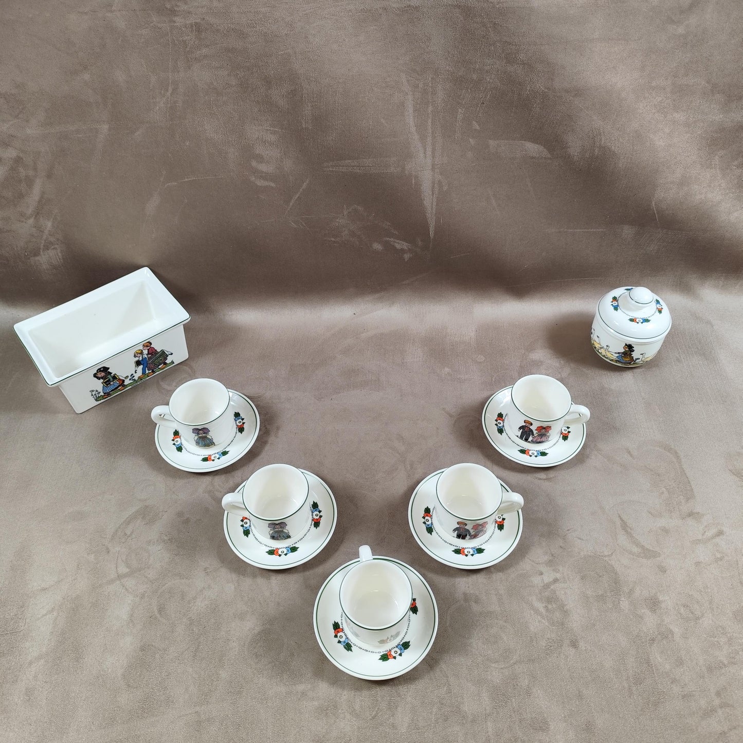 Service à café Hansi d'Alsace en porcelaine par Villeroy & Boch Made in France Vintage 1970