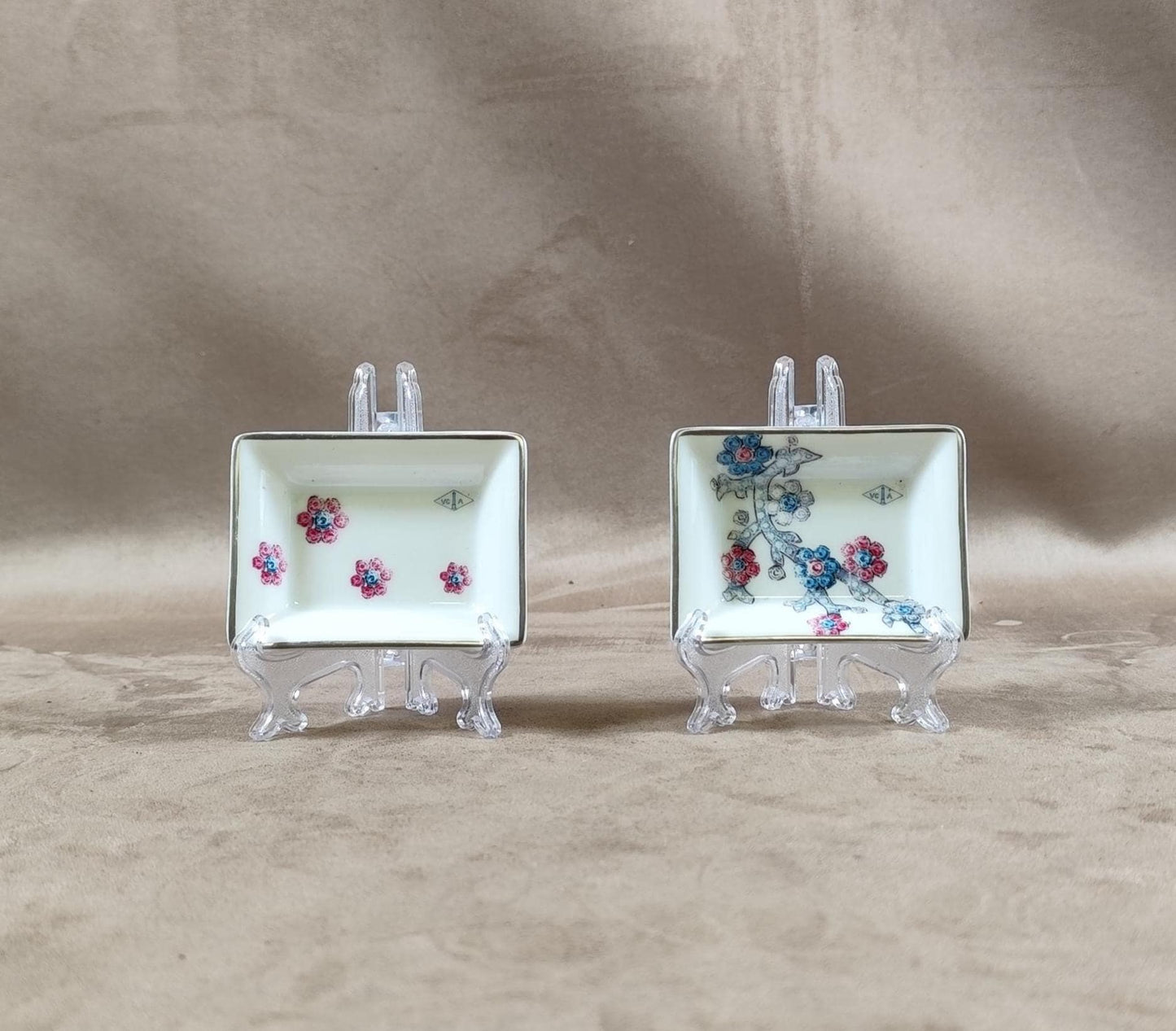 RARE Lot de 2 cendrier Van Cleef & Arpels en porcelaine vintage Made in France 2000