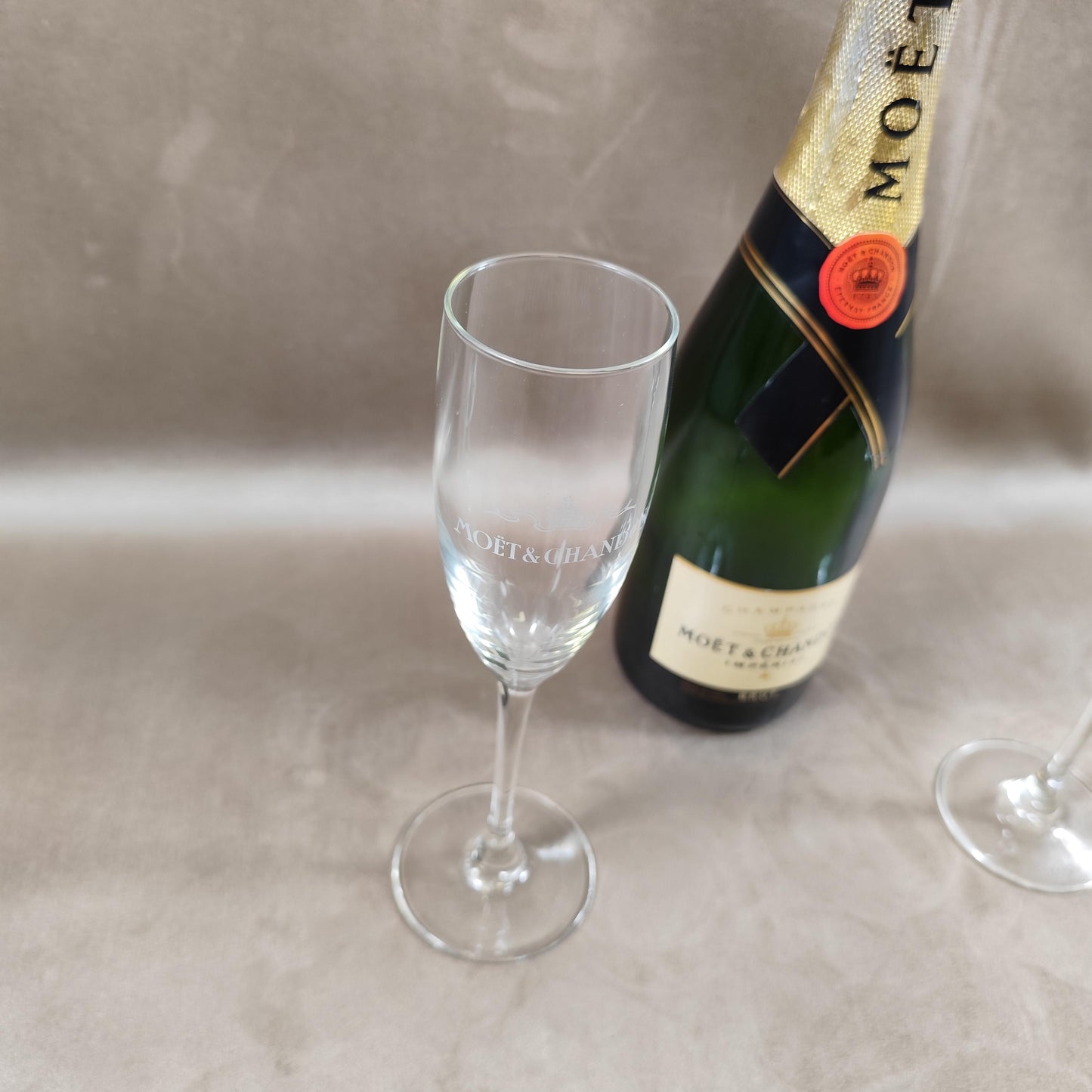 Lot de 2 flutes à champagne Moet et Chandon Made in France Vintage 1970
