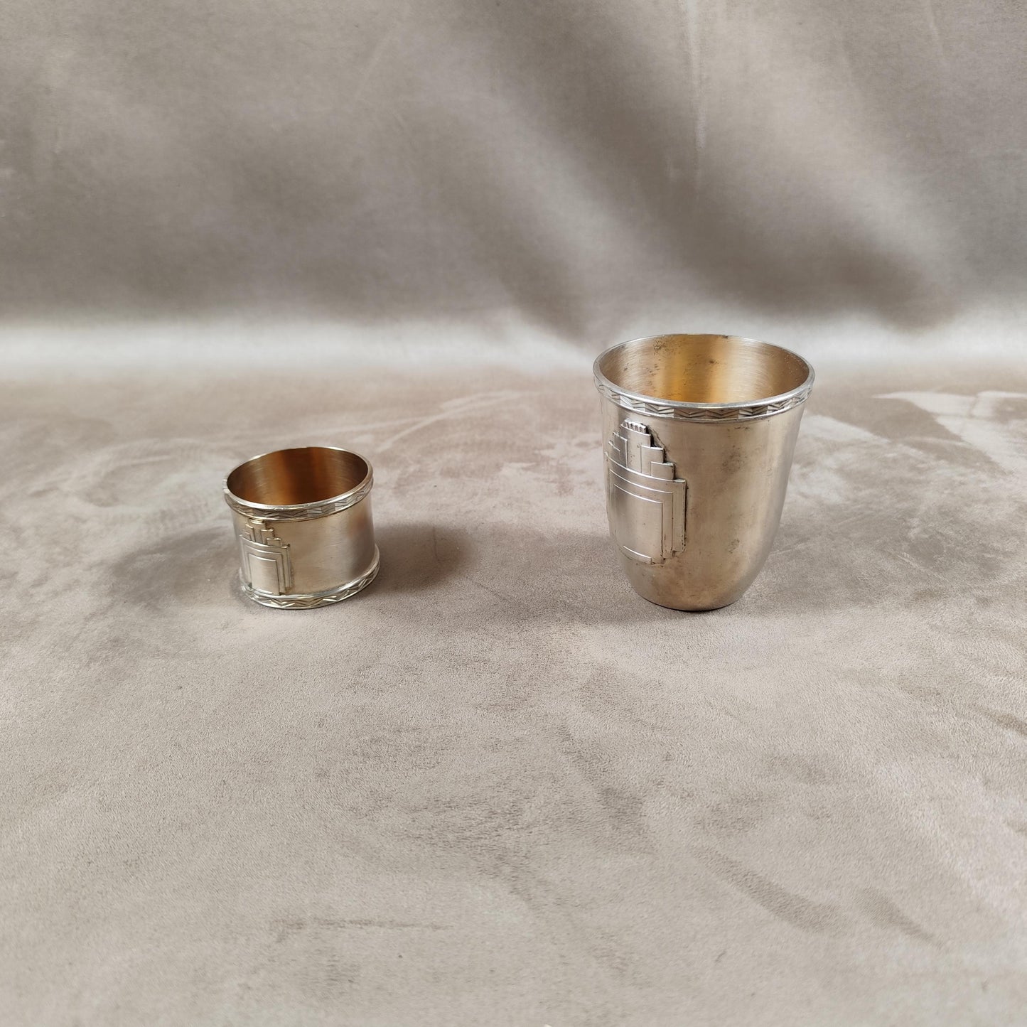 Ecrin Timbale de baptêmes et rond de serviette en métal argenté Art DécoPoinçon d'orfèvre Made in France Vintage 1900