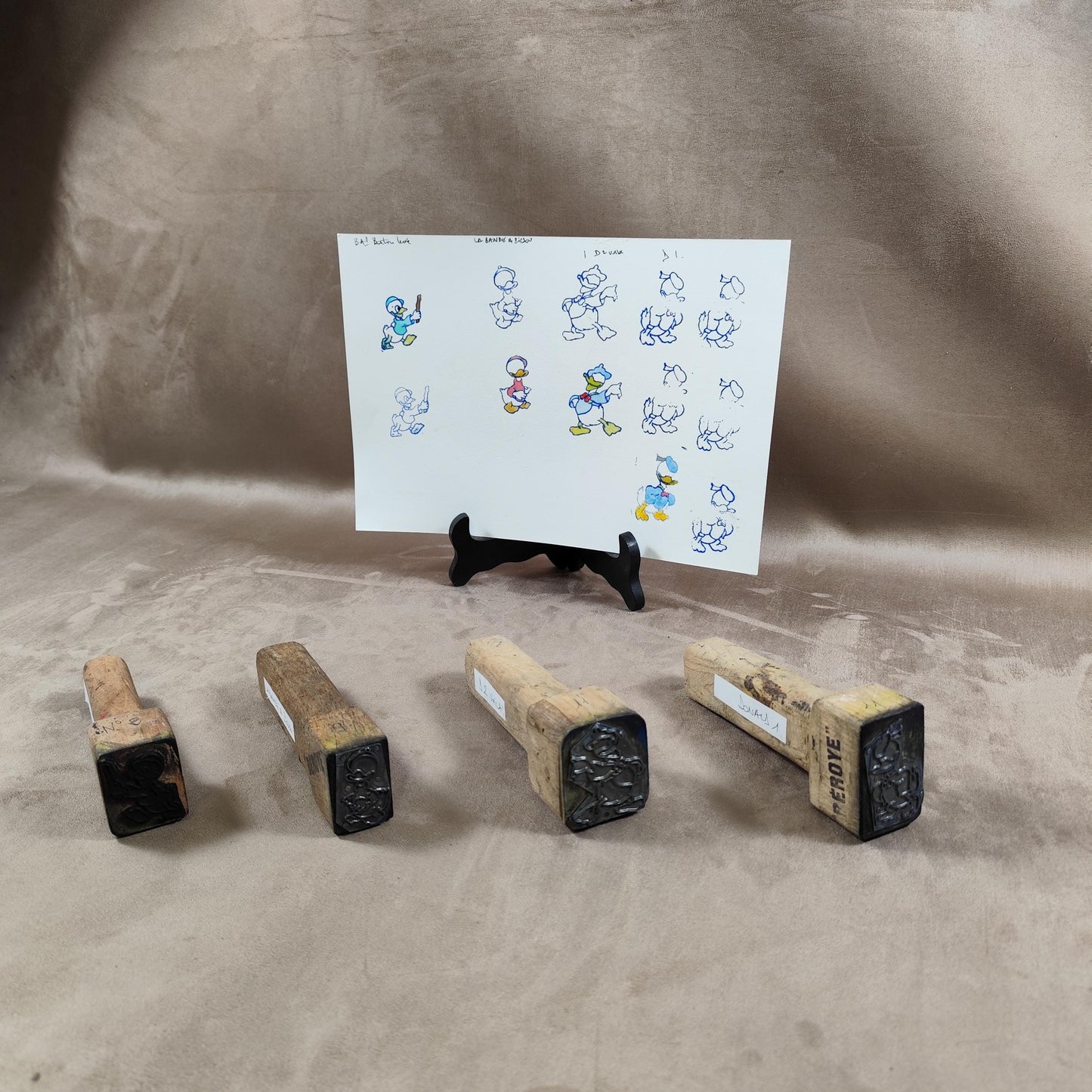 RARE Lot de 4 tampons Walt Disney par BEROYE en bois et métal en forme de RIRI de Picsou Made in France Vintage 1950