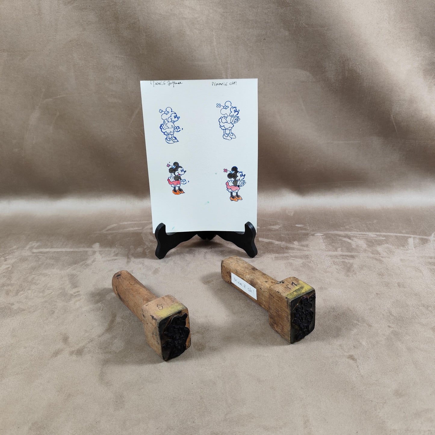 RARE Lot de 2 tampons Walt Disney par BEROYE en bois et métal en forme de Minnie Made in France Vintage 1950