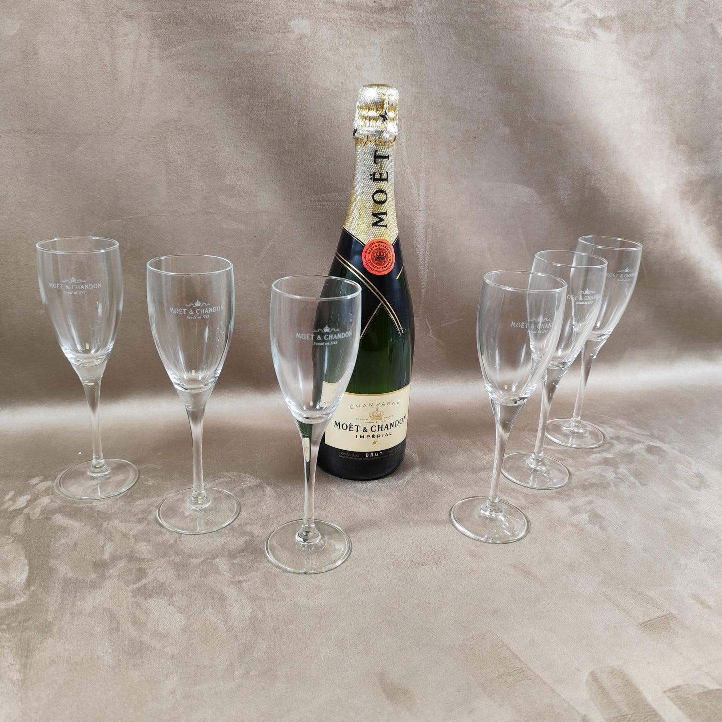 Lot de 6 flutes à Champagne Moet & Chandon en cristal Made in France Vintage 1980