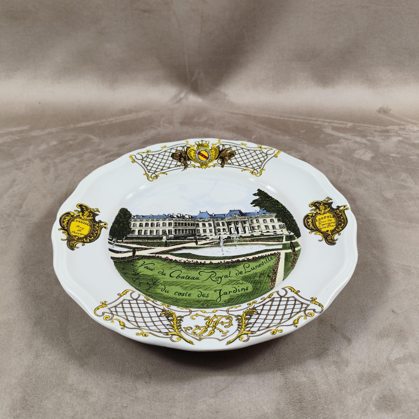 Assiette ancienne vue du Chateau de Luneville par Keller et Guerin Made in France Vintage 1980