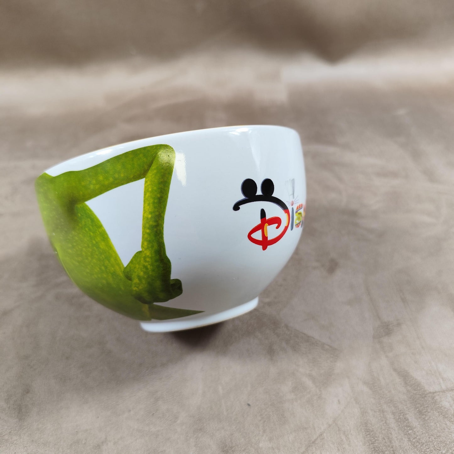 Bol en faience à décor de Bob Razowski de Monstre et Cie Produit Officiel Années 2000