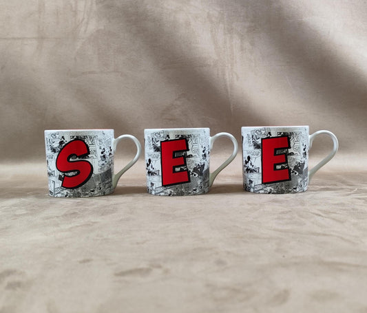 Lot de 3 mugs Disneyland Paris avec les lettres "S" E" "E" en faience à décor de Mickey