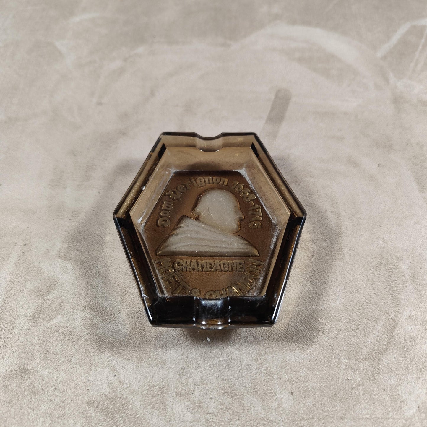 Cendrier publicitaire en verre Moët & Chandon Champagne Dom Perignon Made in France Vintage 1930