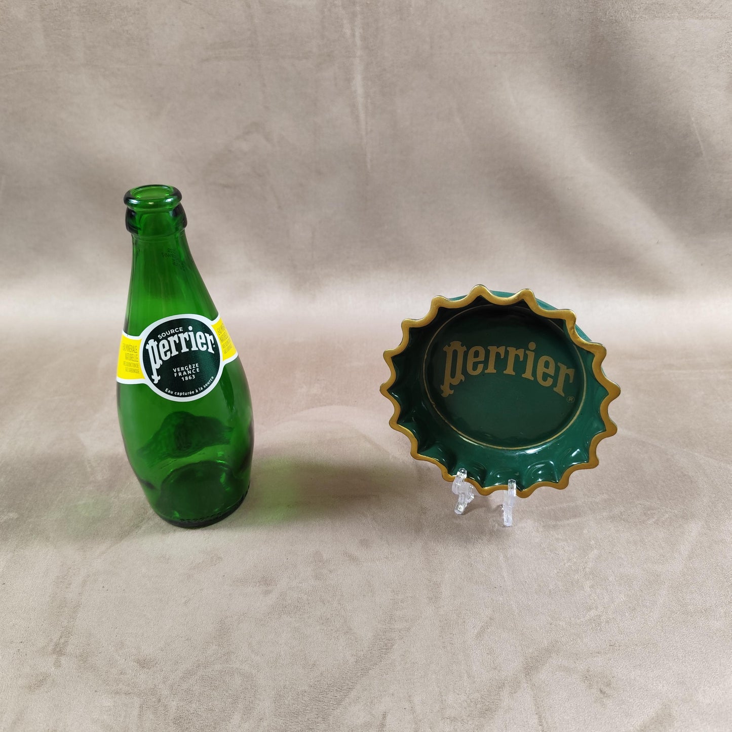 RARE Cendrier Perrier en céramique verte Made in France Vintage 1960