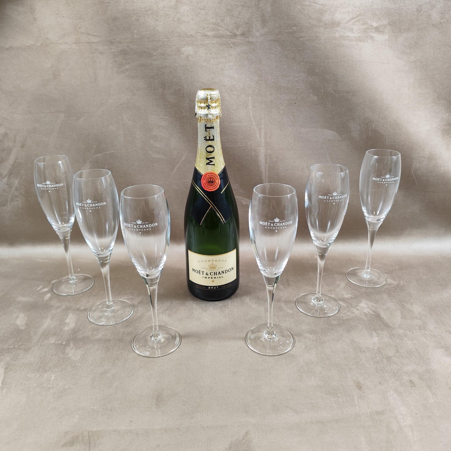 Lot de 6 flutes à Champagne Moet & Chandon en cristal Made in France Vintage 1980