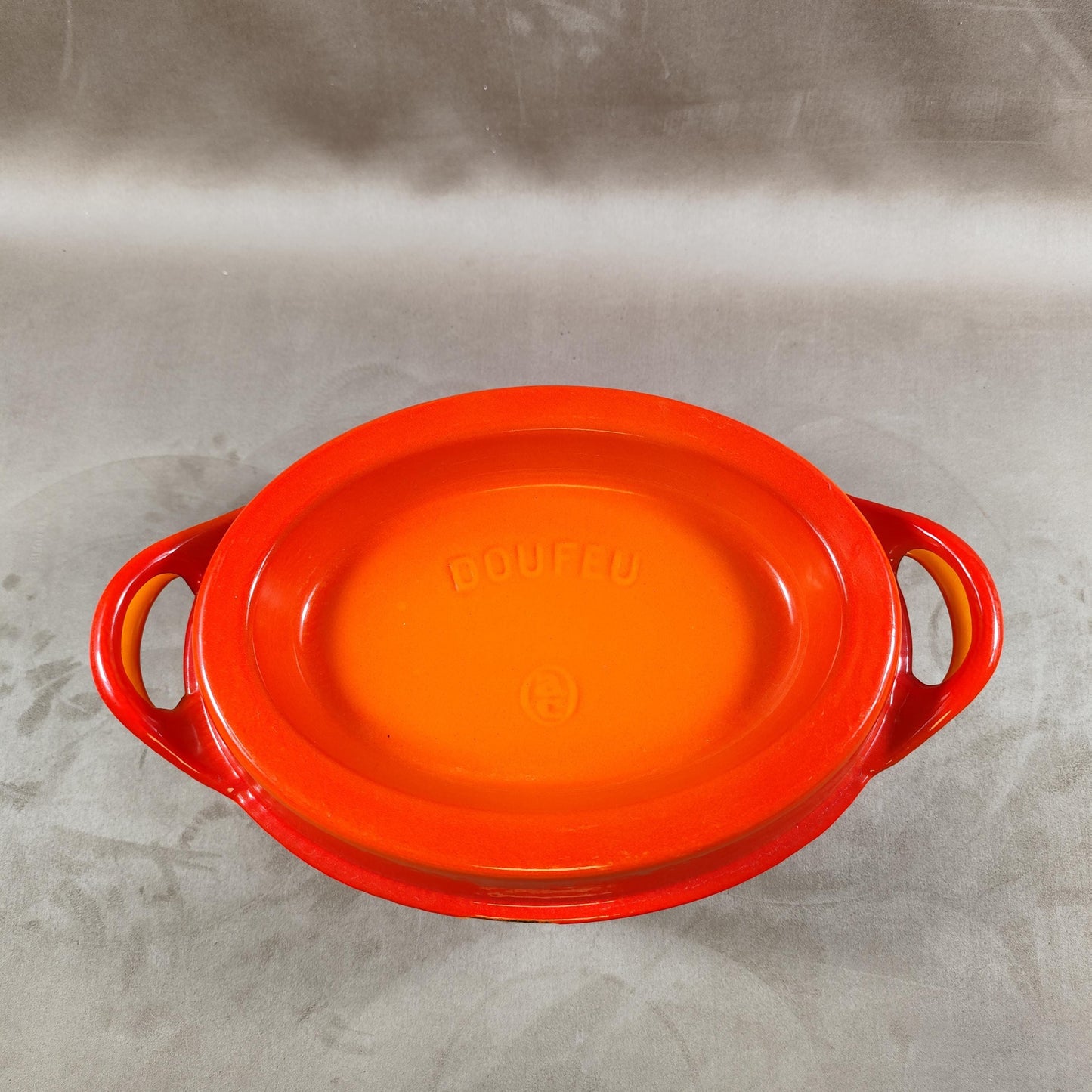 Cocotte DOUFEU en fonte émaillée orange Made in France Vintage 1970