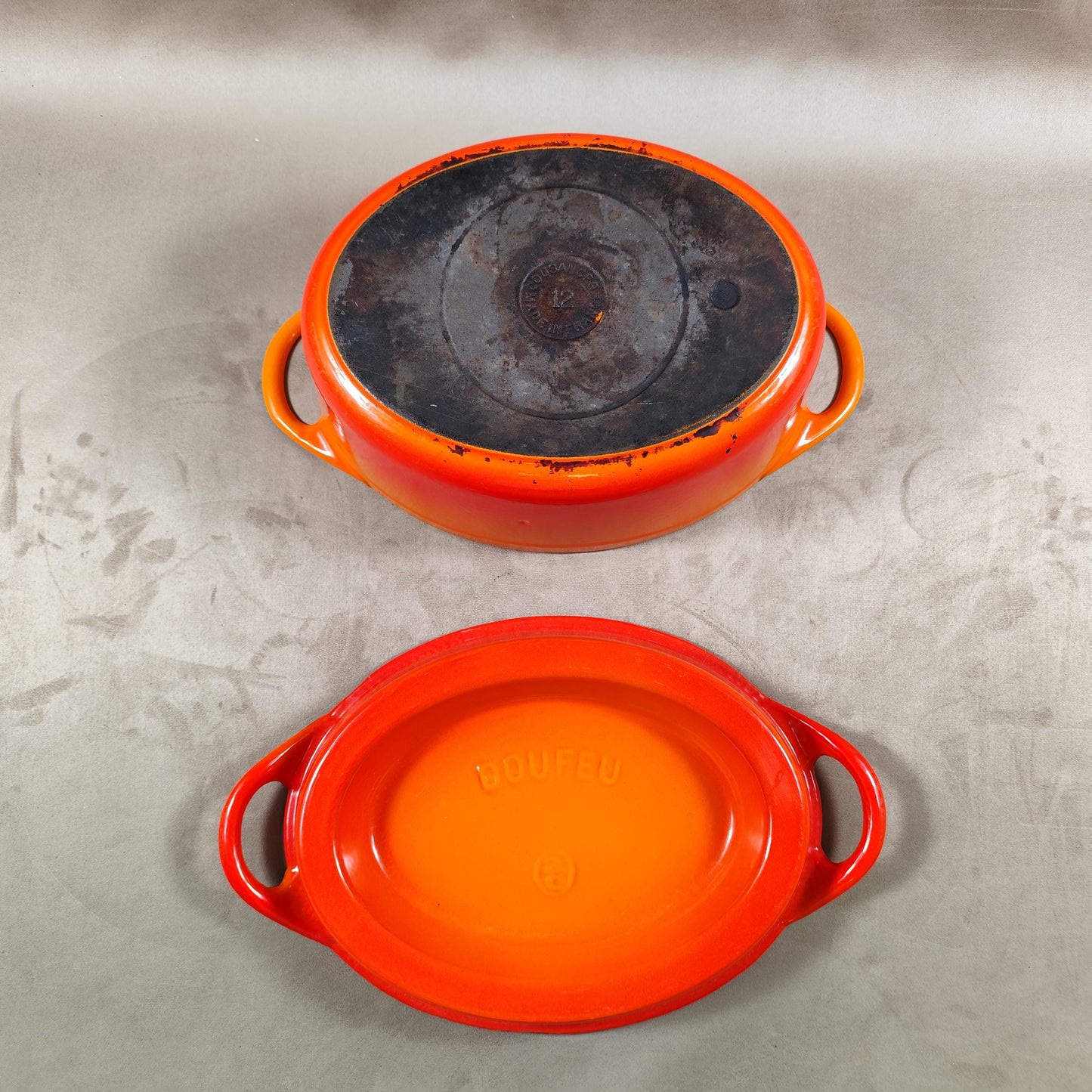 Cocotte DOUFEU en fonte émaillée orange Made in France Vintage 1970