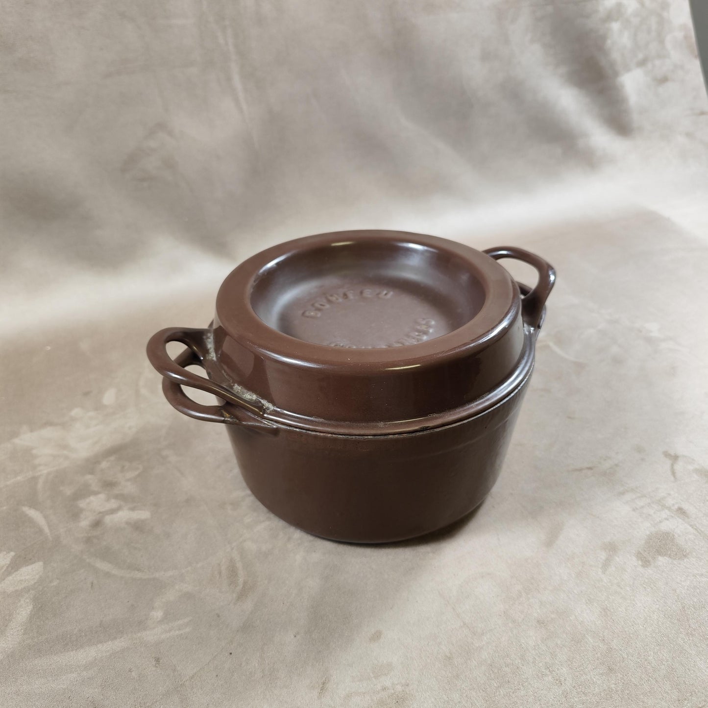 Cocotte DOUFEU COUSANCES en fonte émaillée marron Made in France Vintage 1970