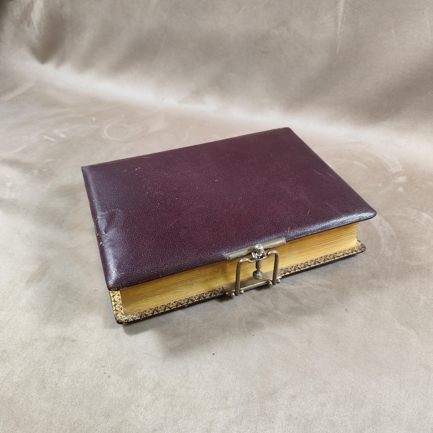 RARE Magnifique album photo en cuir marron et métal Made in France Vintage 1890
