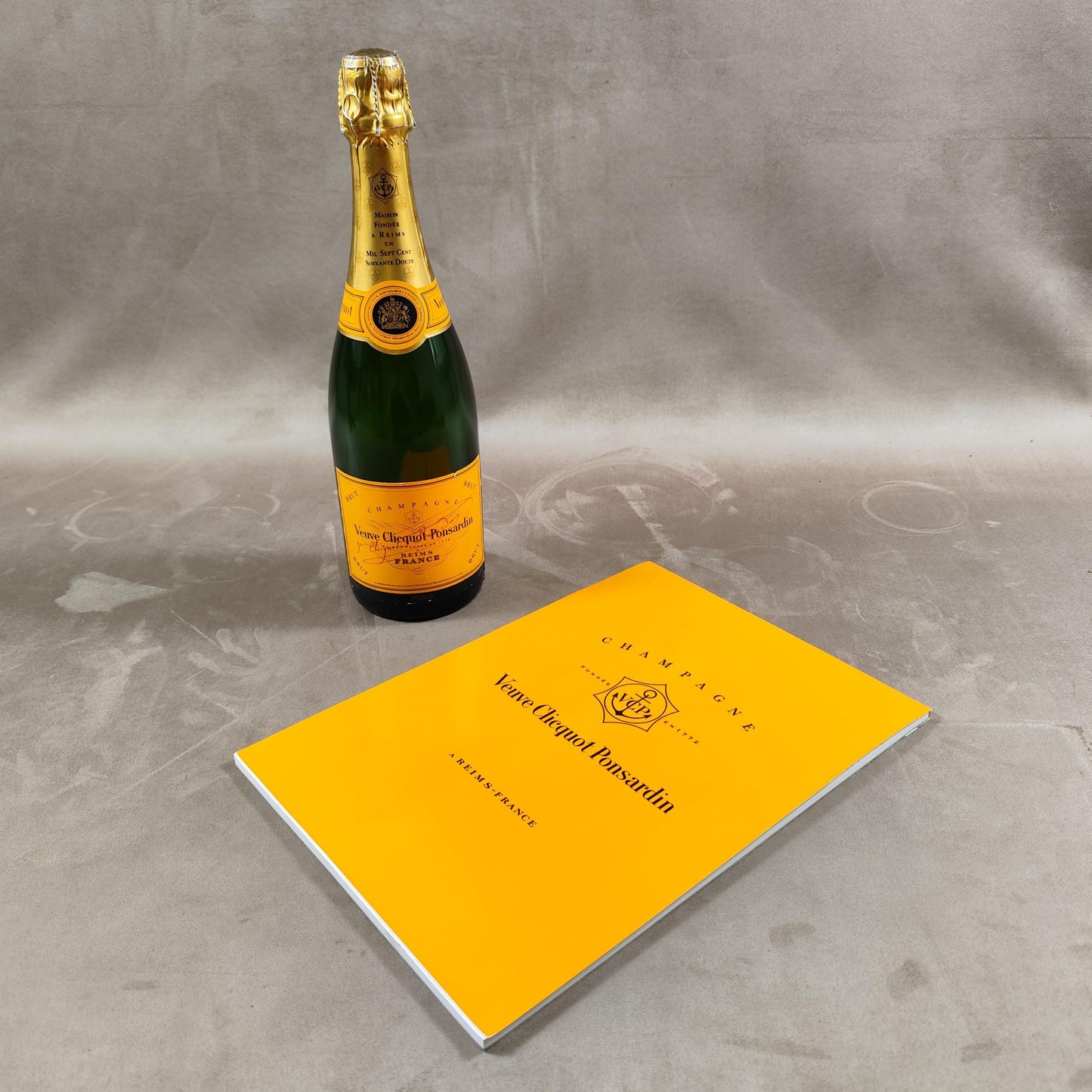 Bloc note A4, Carnet Champagne Veuve Clicquot Ponsardin Made in France Vintage 1990