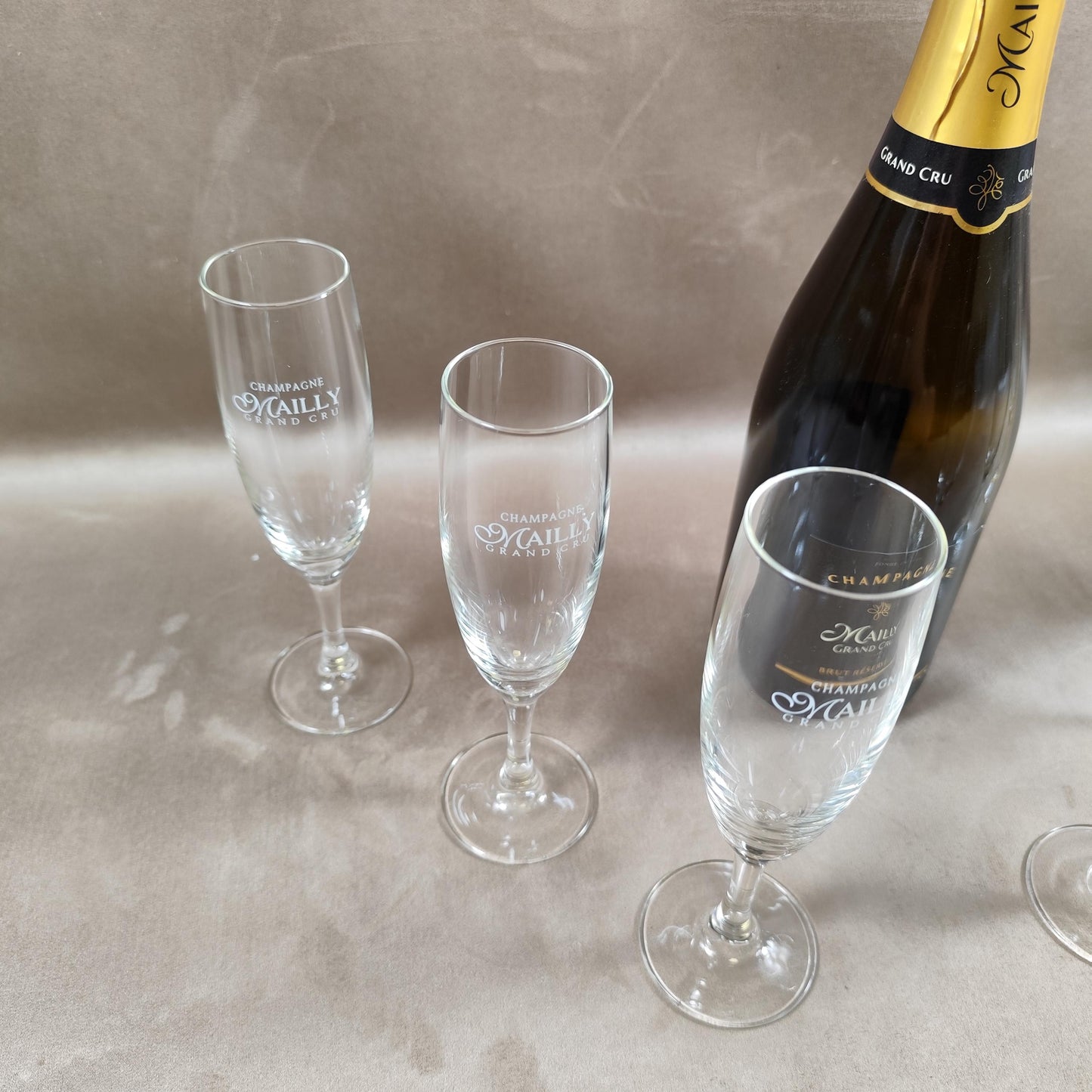 Lot de 6 flutes Champagne Mailly en verre vintage Made in France 1980