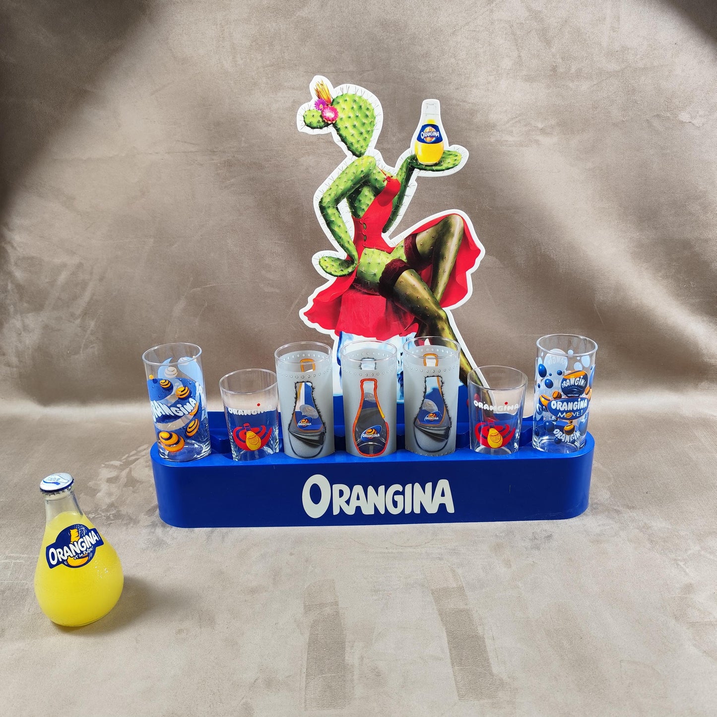 Présentoir publicitaire de 6 verres à Orangina Made in France Vintage 2000