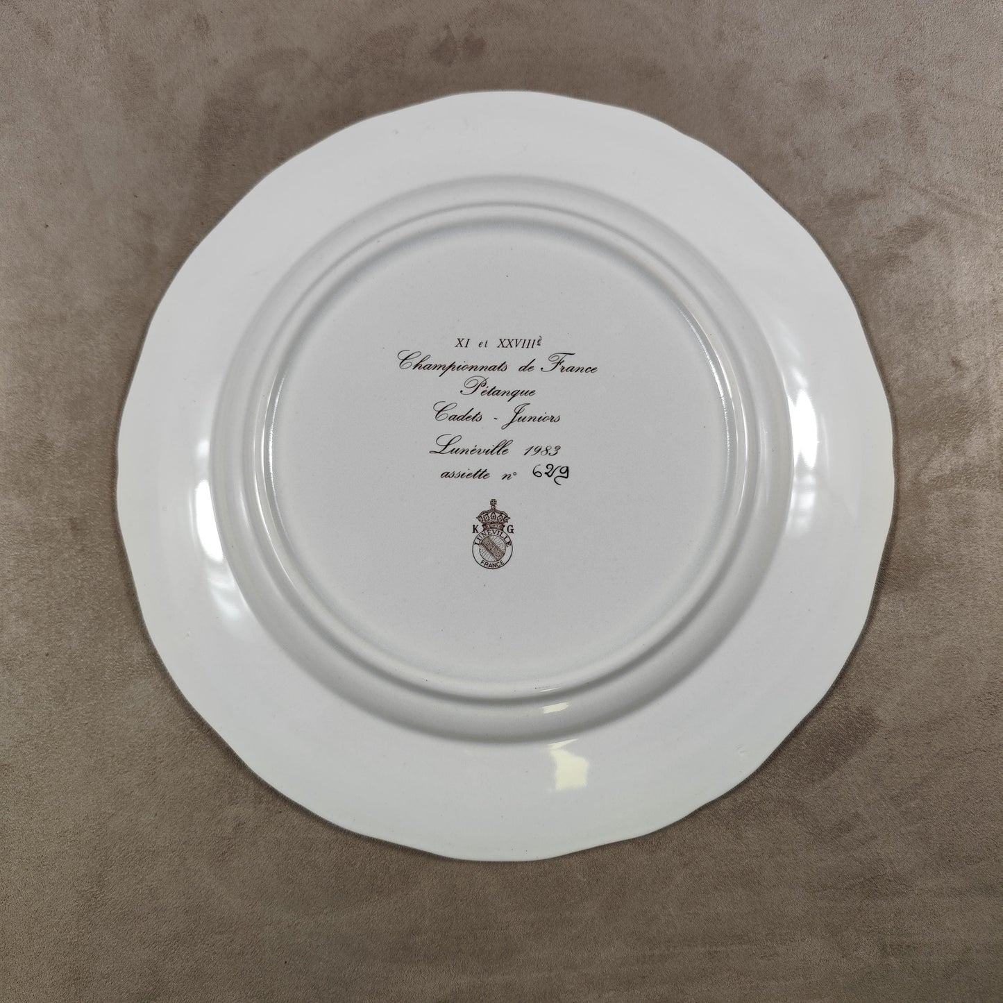 Assiette ancienne vue du Chateau de Luneville par Keller et Guerin Made in France Vintage 1980