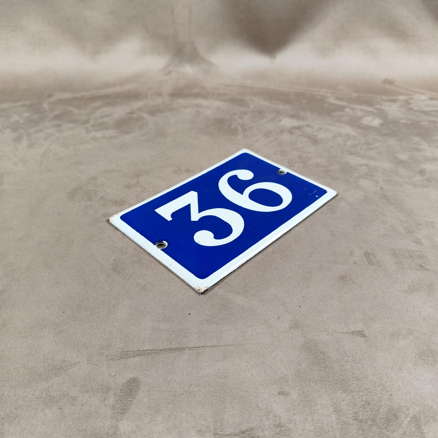 RARE Plaque de rue de ville Française Numéro 36 en tôle émaillée bleue Made in France Vintage 1950