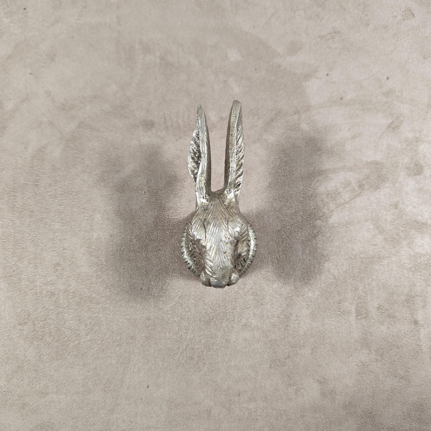 Décapsuleur, Ouvre bouteille en métal en forme de lapin Made in France Vintage 1970