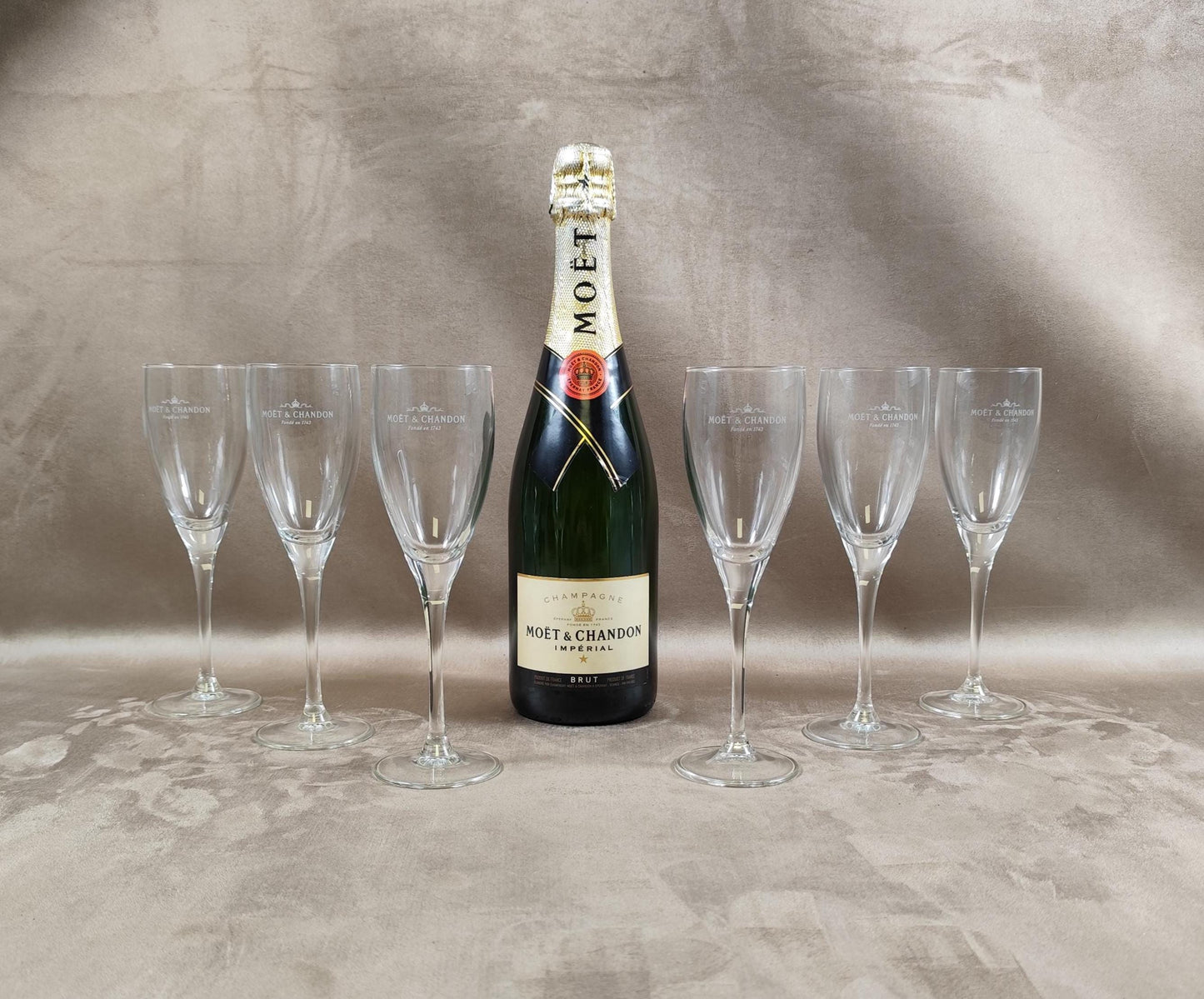 Lot de 6 flutes à Champagne Moet & Chandon en cristal Made in France Vintage 1980