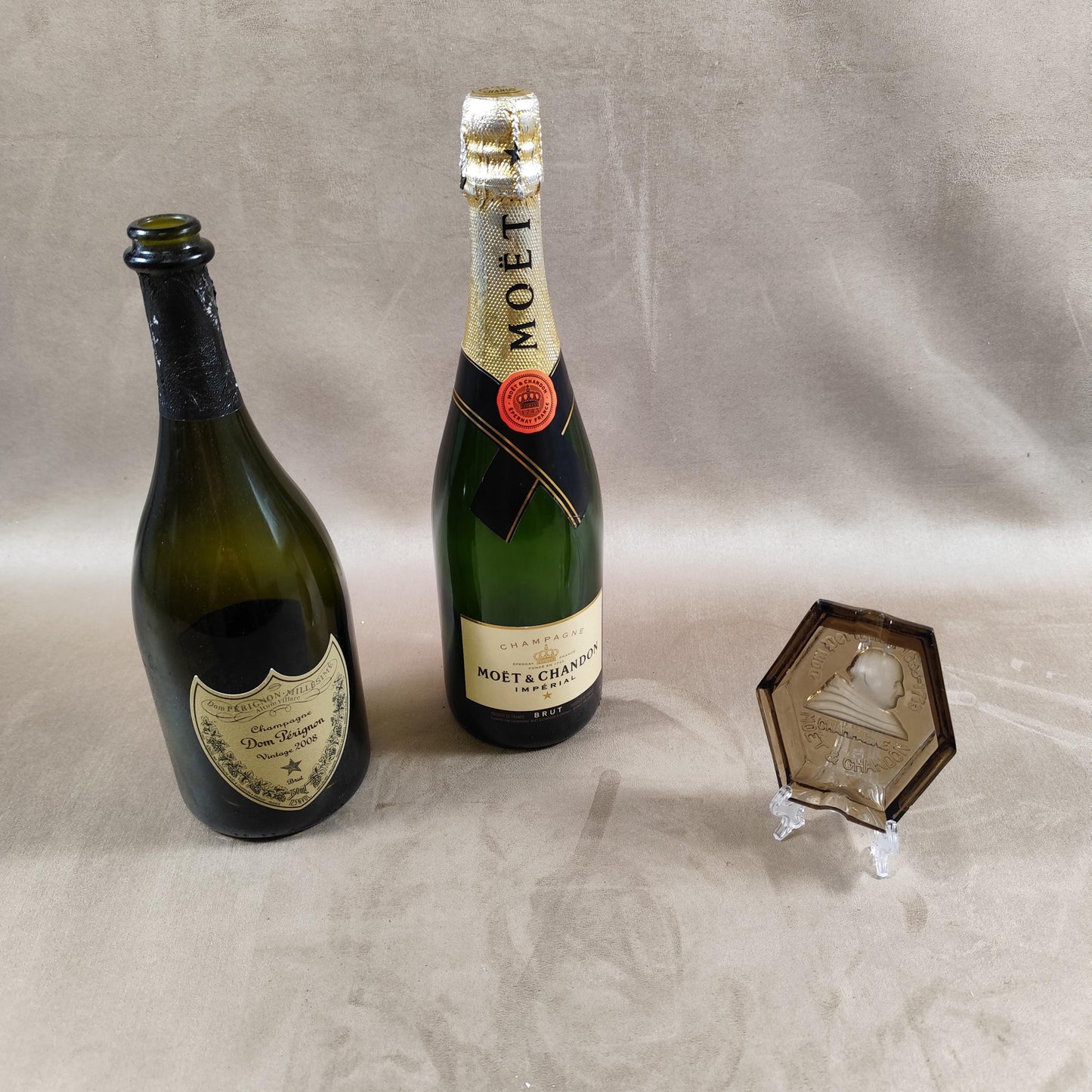 Cendrier publicitaire en verre Moët & Chandon Champagne Dom Perignon Made in France Vintage 1930