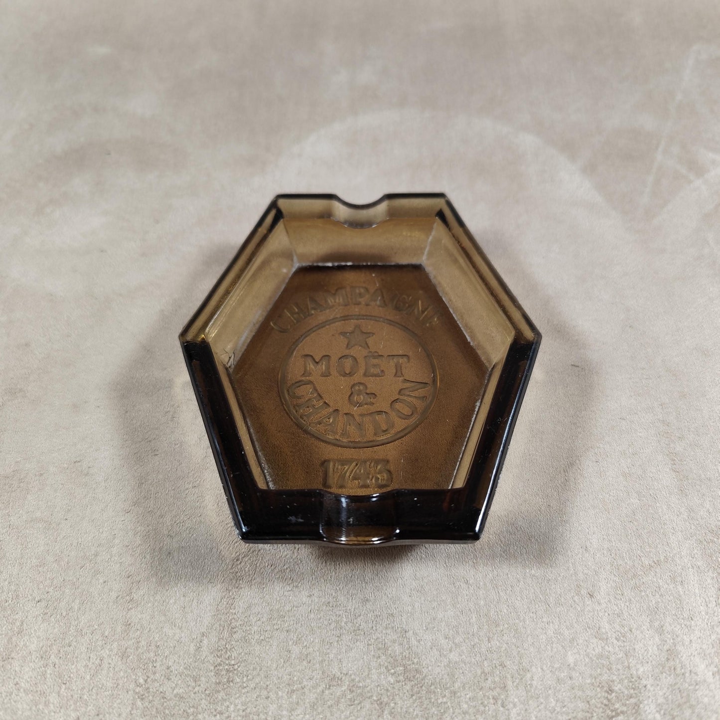 Cendrier publicitaire en verre Champagne Moët & Chandon Made in France Vintage 1930