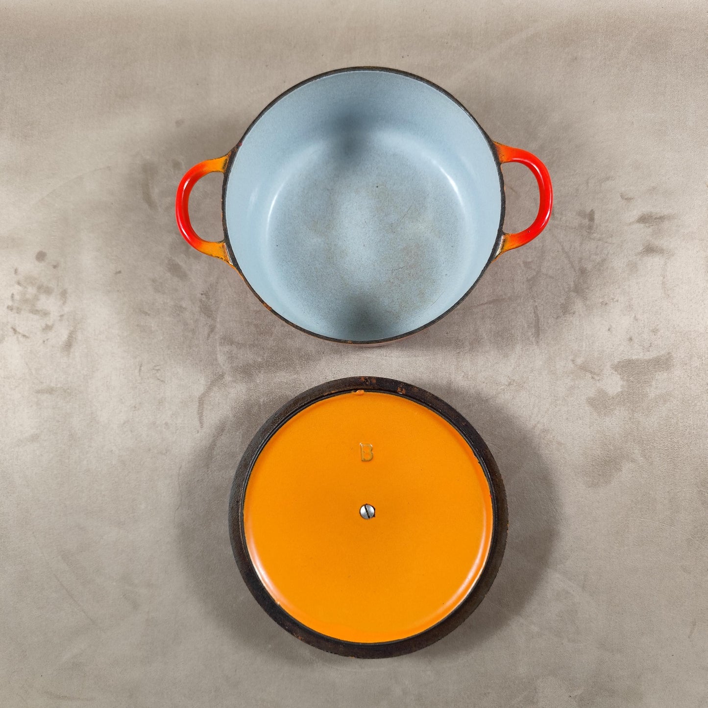 Cocotte LE CREUSET en fonte émaillée volcanique Made in France Vintage 1970