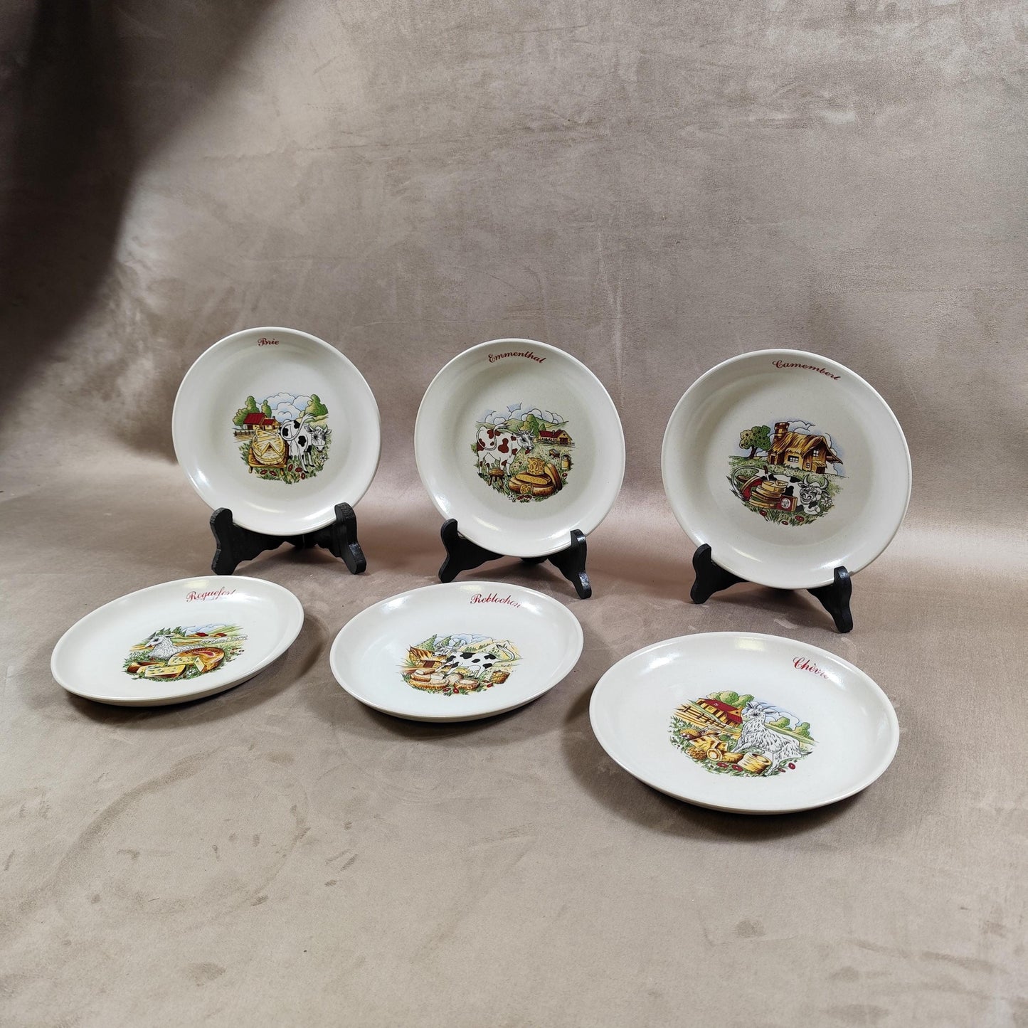 RARE Lot de 6 assiettes sur le thème des fromages de France par Renault Made in France 1970