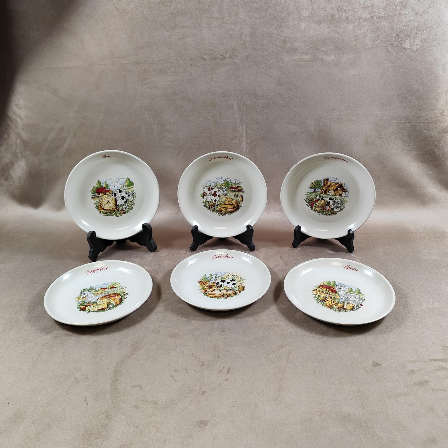 RARE Lot de 6 assiettes sur le thème des fromages de France par Renault Made in France 1970