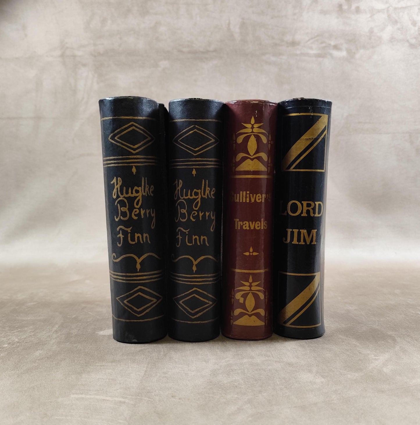 Lot de 2 boites en forme de livres anciens en carton Made in France Vintage 1960