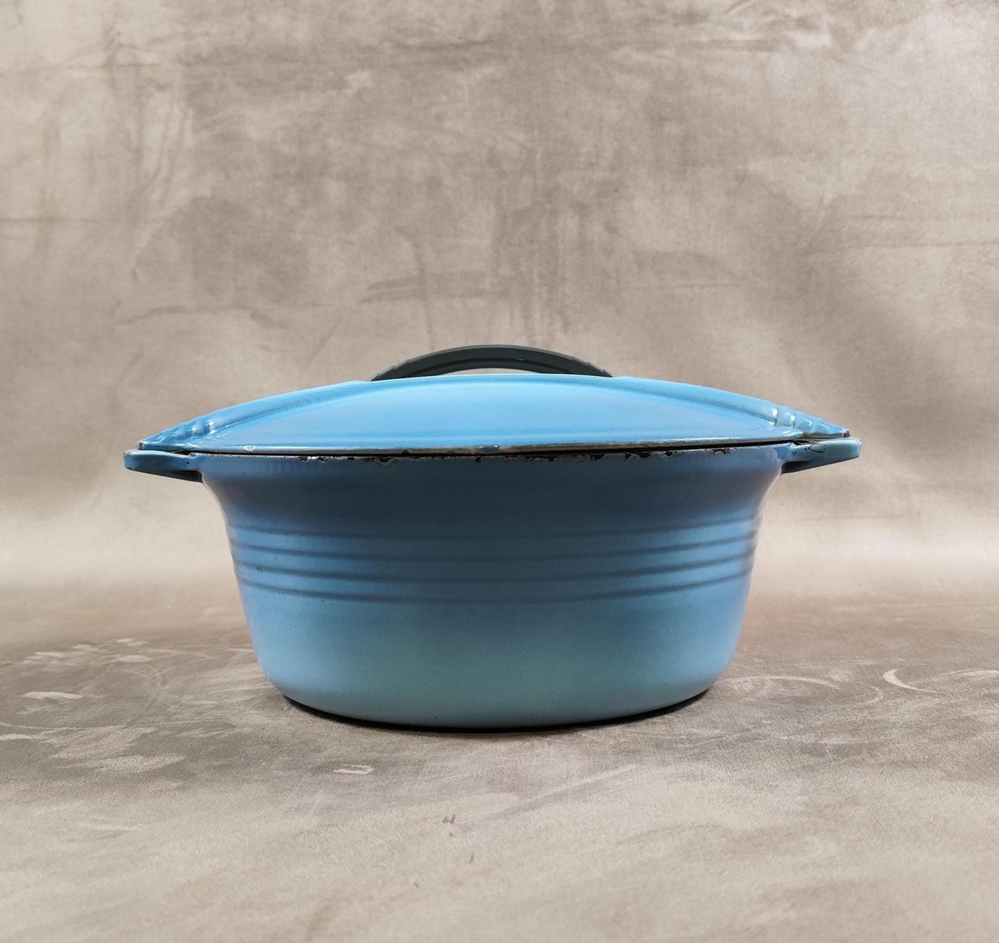 Cocotte LE CREUSET en fonte émaillée bleue Made in France Vintage 1970