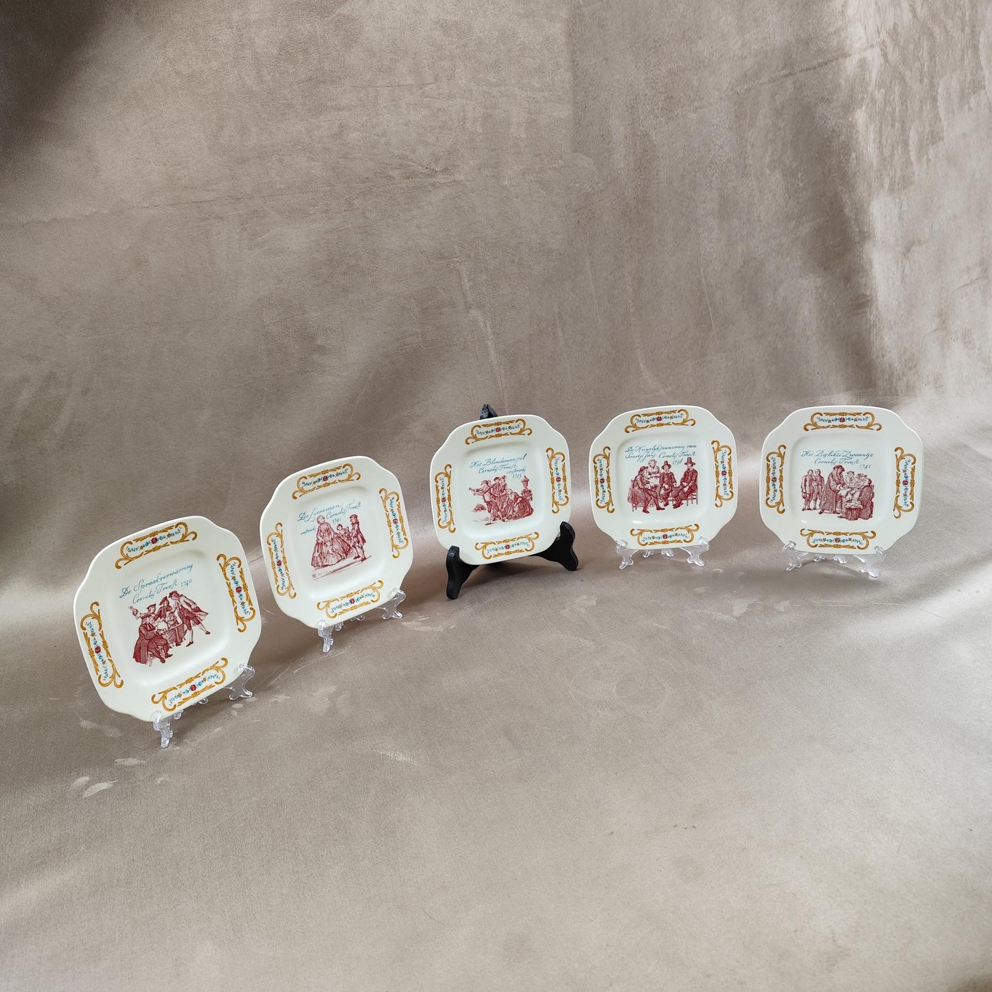 Lot de 5 vide-poches Scènes historiques XVIIIe siècle par Boch Frères La Louvière Made in Belgium Vintage 1970