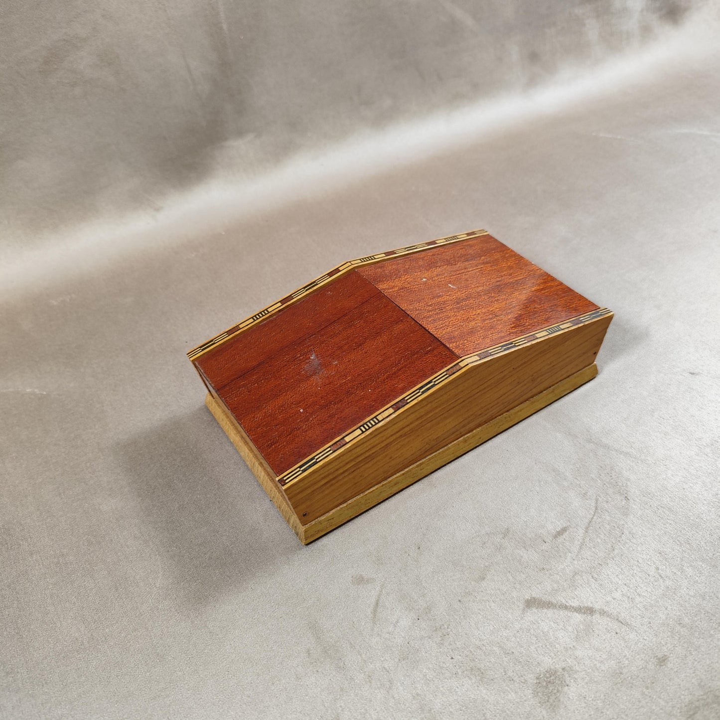 Distributeur boite à cigarette en bois Made in France Vintage 1970