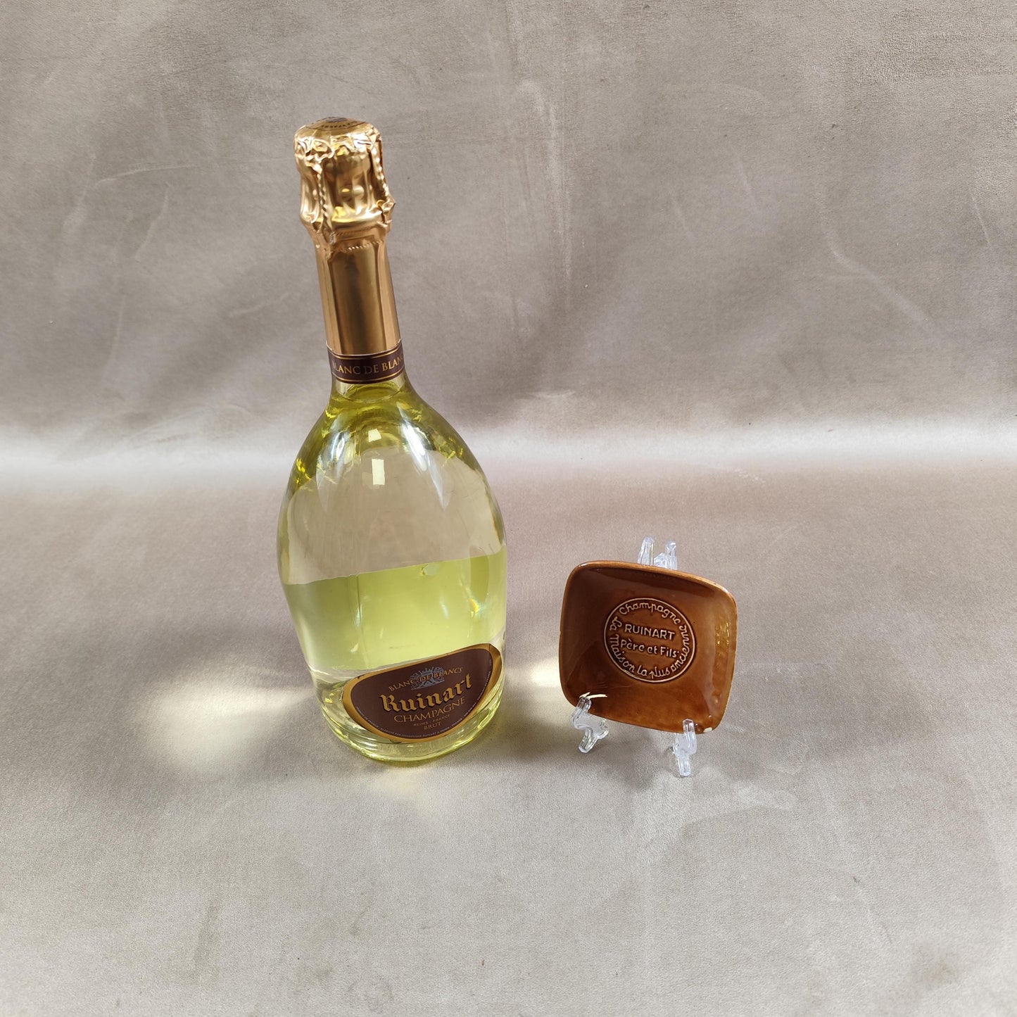 Cendrier Publicitaire Champagne Ruinart en céramique marron Made in France Vintage 1970