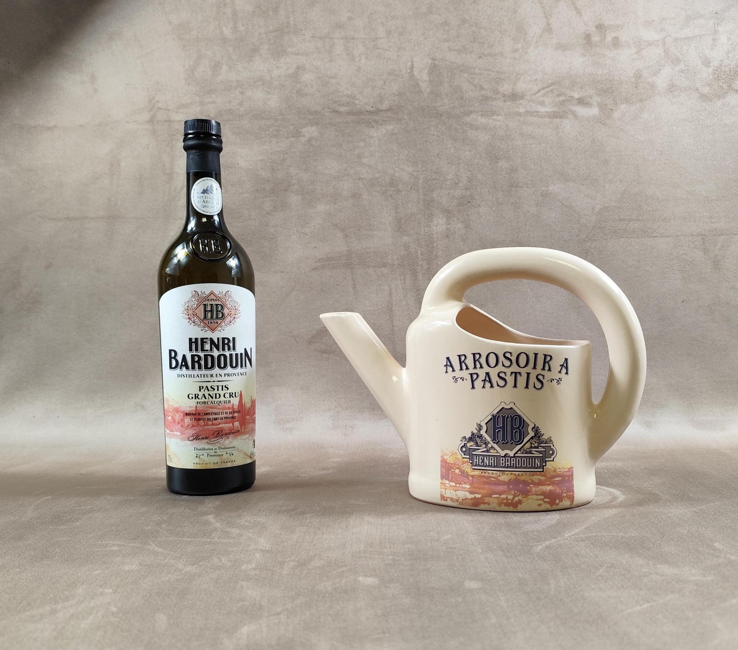 Cruche a eau Pastis Henri Bardouin en forme d'arrosoir Made in France Vintage 1990