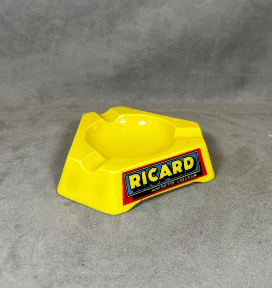 Ricard cendrier de bar triangulaire publicitaire jaune en verre Vintage 1960
