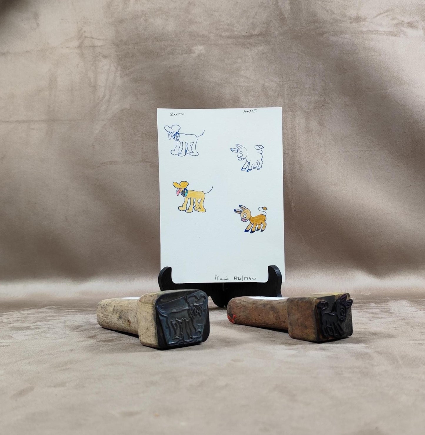 RARE Lot de 2 tampons Walt Disney par BEROYE en bois et métal en forme de Pluto Made in France Vintage 1950
