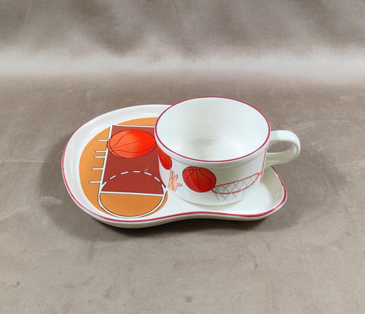 Service à petit déjeuner vintage sur le thème du basket en faience by Maryann Baker 1980